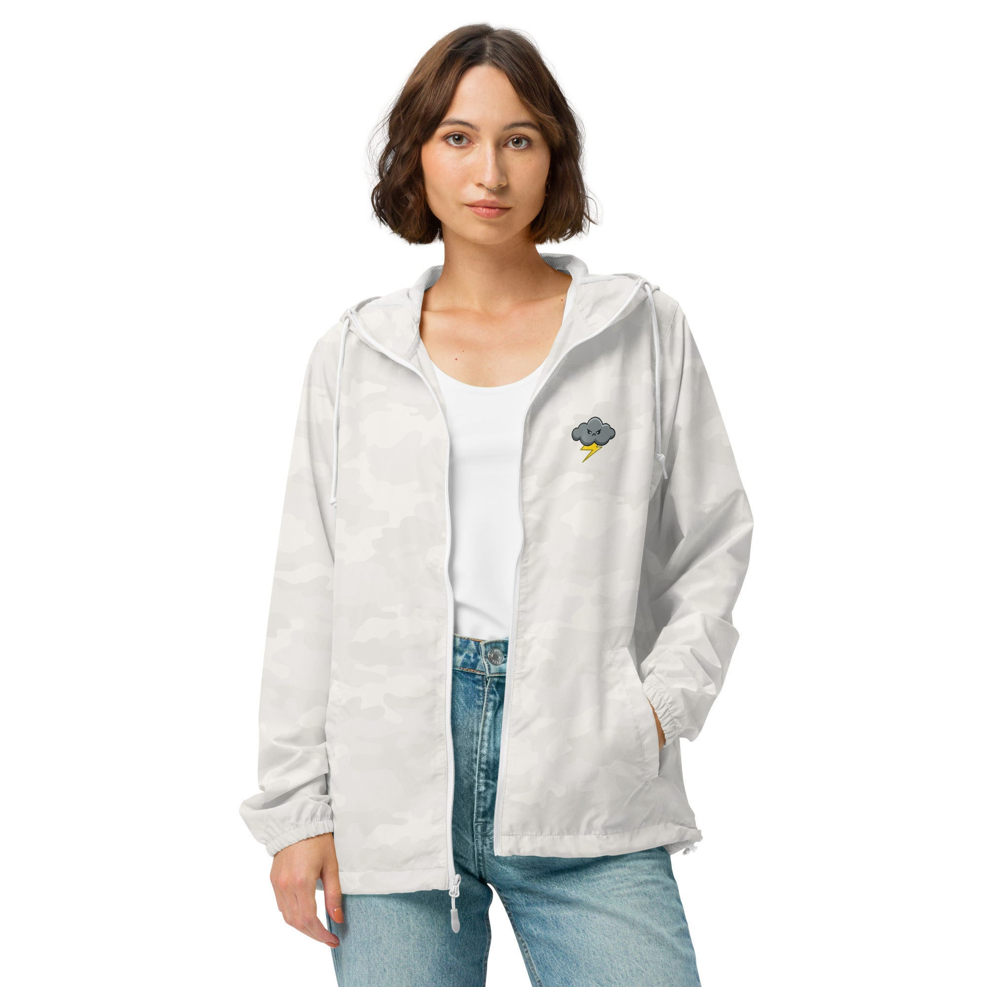 EXCLUSIVE: Lightweight Windbreaker – Connor's Climate Corner